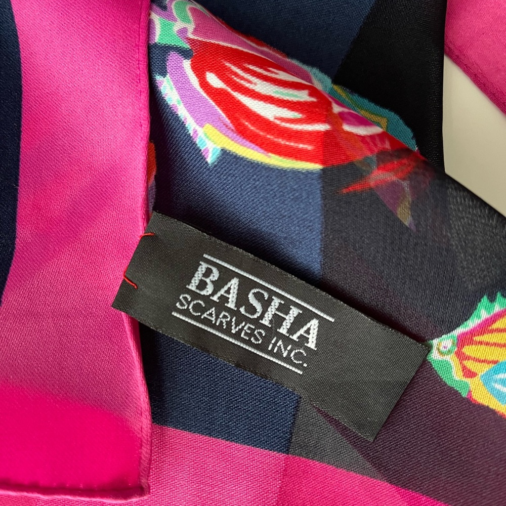 Colorful Fish Design Scarf - Picture 5 of 5